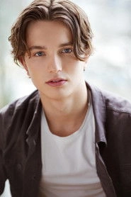 Ảnh diễn viên Cale Ambrozic